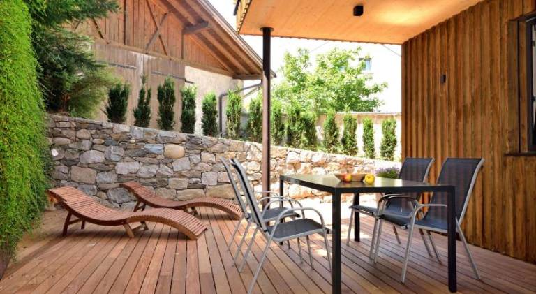 Apartment with private pool, garden & terrace — photo 5
