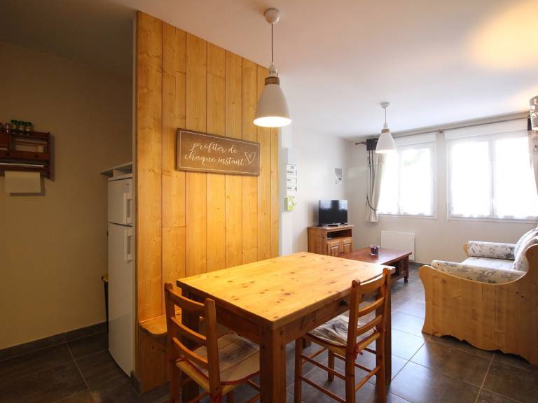 Apartment with 1 room for 4 persons — photo 3