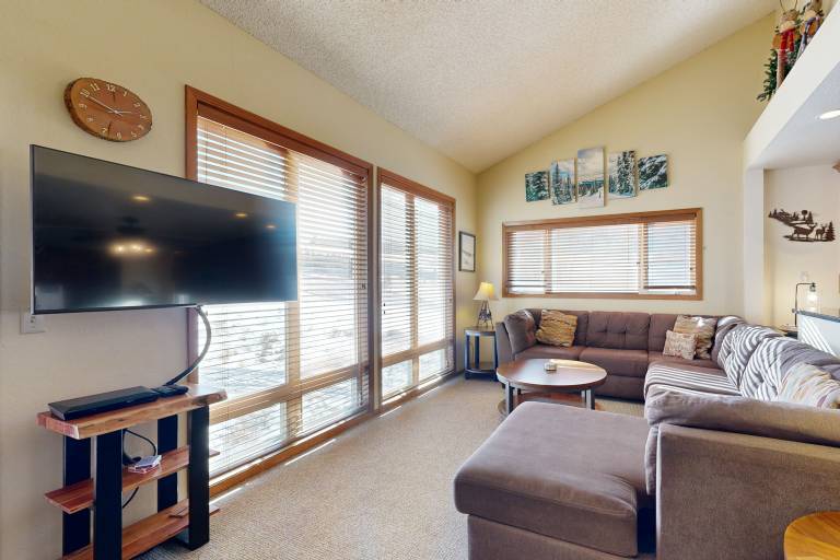 Condo  Granby
