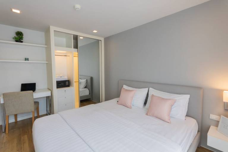 Nice apartment with terrace & garden | Suitable for remote work
