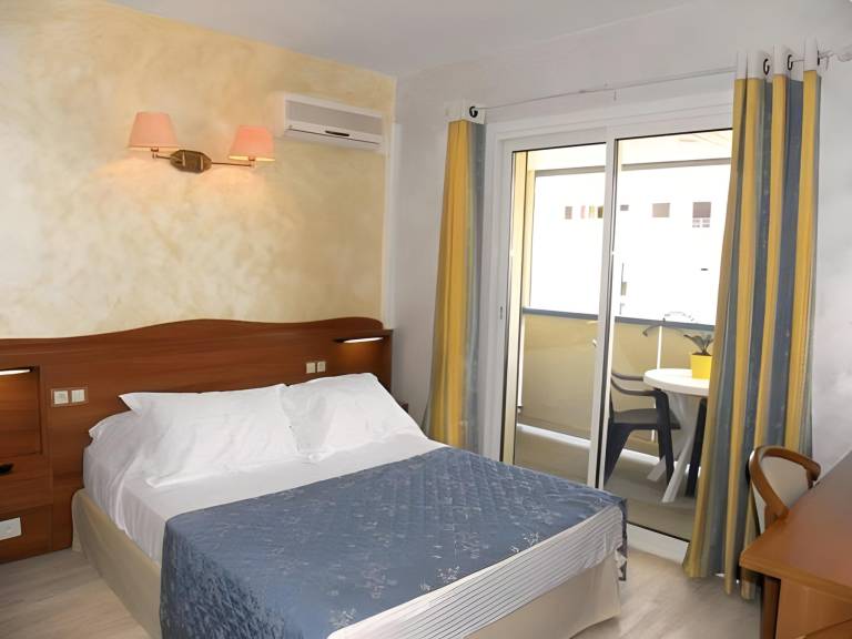 Anglade Hotel in Le Lavandou