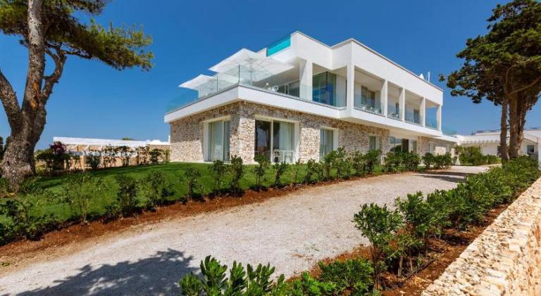 Perla Saracena Hotel & Restaurant in Salve