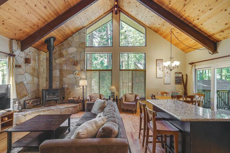 Cabin Arnold