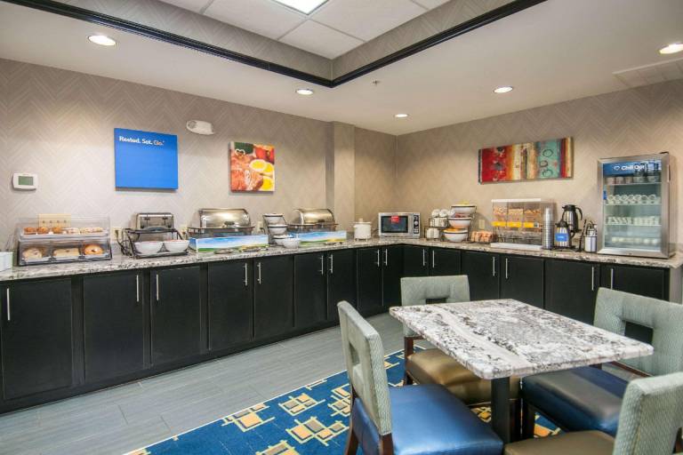 Comfort Inn & Suites Pauls Valley - City Lake — photo 4