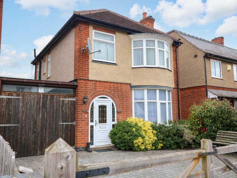 Cottage with garden in Loughborough