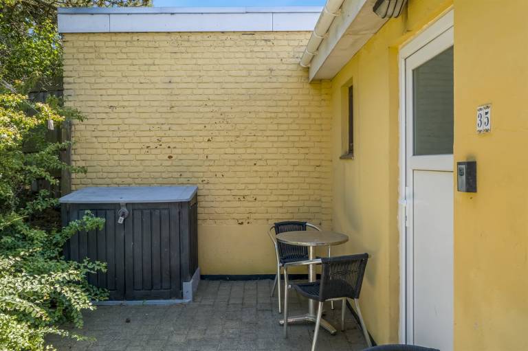 Apartment with terrace — photo 3