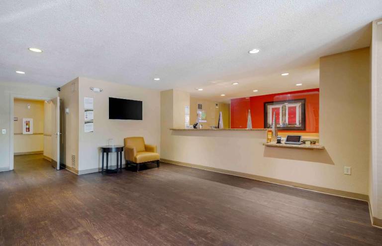 Extended Stay America Select Suites - Atlanta - Vinings — photo 3