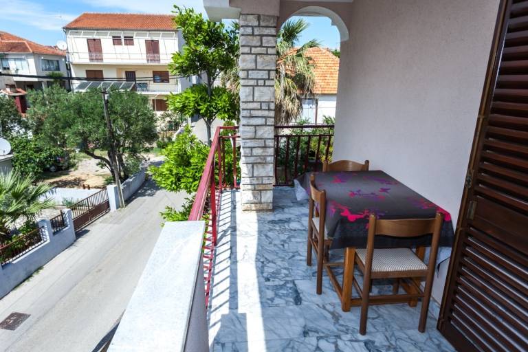 Studio flat with terrace Pakoštane, Biograd (AS-24768-a) in Biograd na Moru