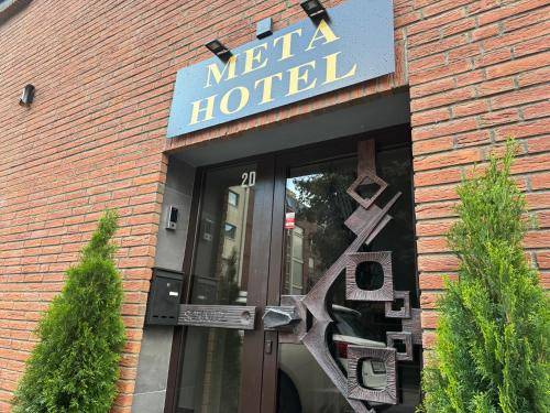 meta hotel