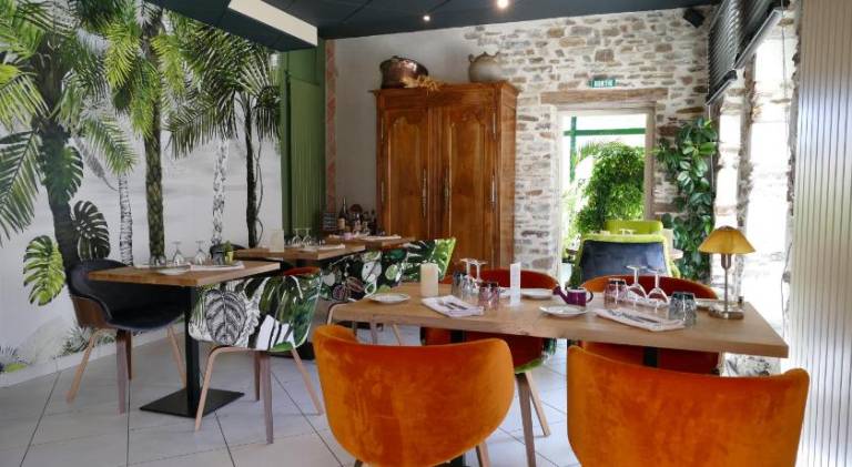Logis Hotels Le Champalud Restaurant La Citadelle — photo 2