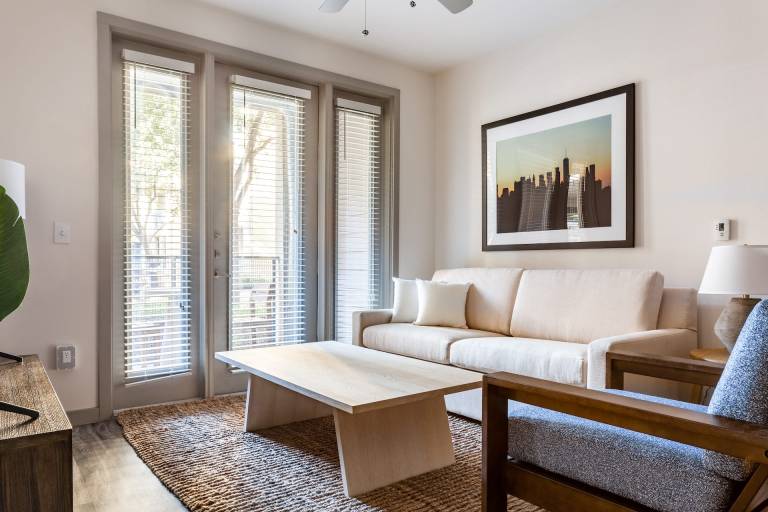 Kasa Family Friendly 2BD Fast Wifi Dallas