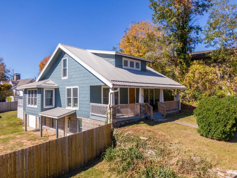 House Blowing Rock