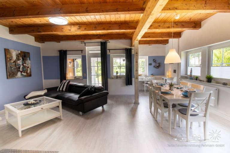 Family-friendly spacious vacation home with garden, terrace & grill | Pets are welcome in Fehmarn