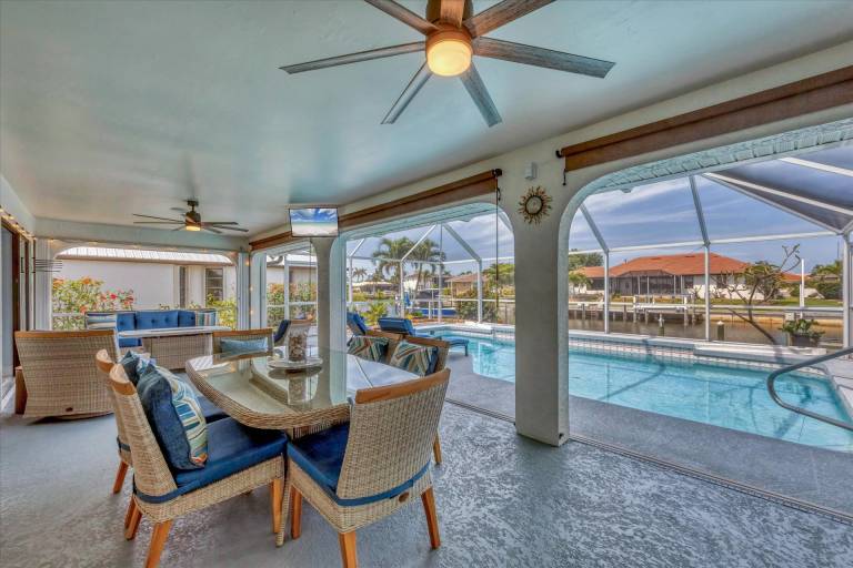 Punta Gorda 3-Bedroom Canalfront Vacation Home with Pool in Punta Gorda, FL