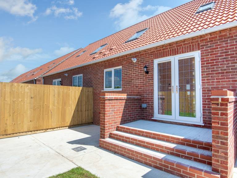 Cottage with yard in Mablethorpe