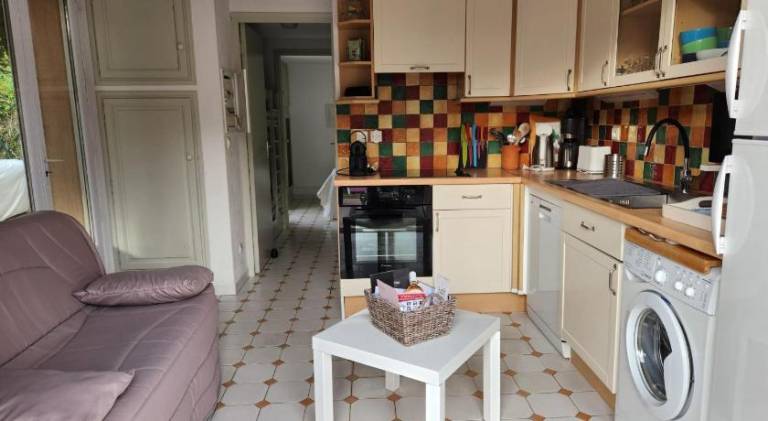 Fully equipped charming villa with terrace, barbeque & garden | Close to the beach | Pet-friendly — photo 3