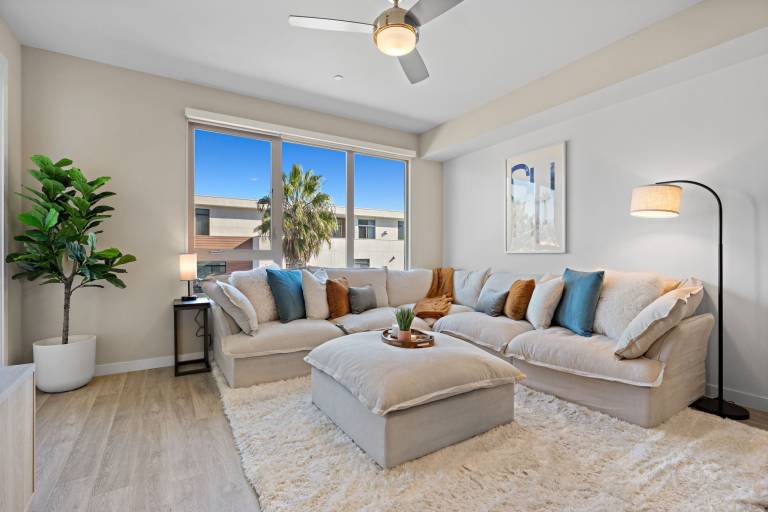 Condo  Oceanside