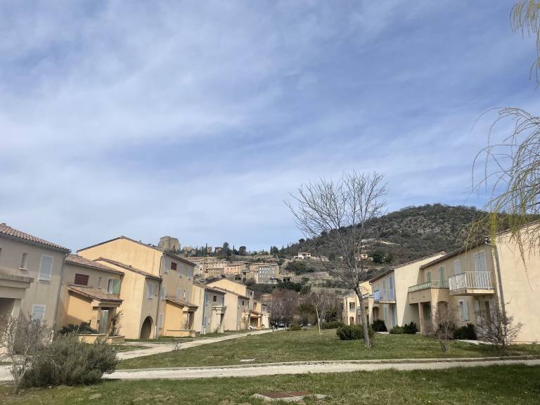 Appartement Montbrun-les-Bains