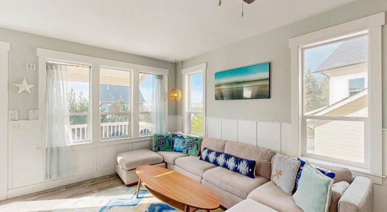 Vacation home | Close to the beach | Perfect for remote work | Dogs allowed — photo 2