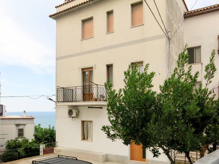 Children-friendly beautiful apartment with terrace | Sea view | Pets are welcome — photo 2