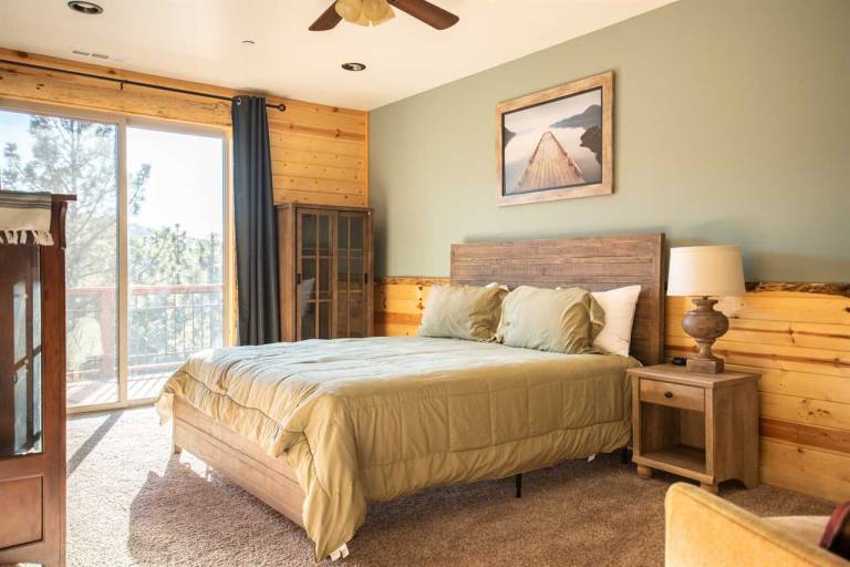 Fully equipped vacation home with grill | Pet-friendly — photo 5