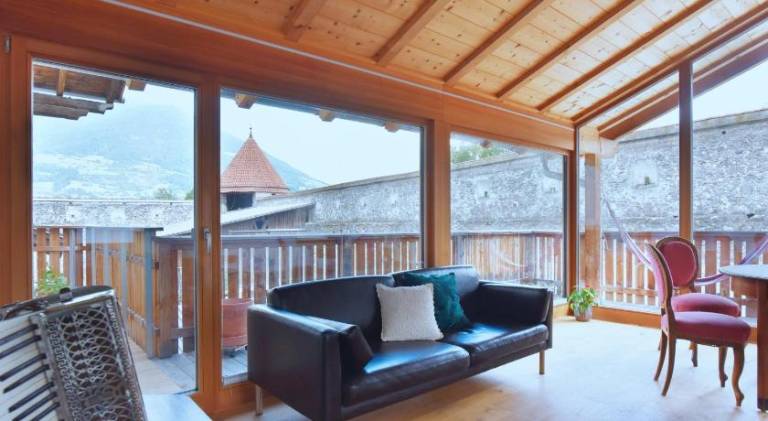 Rental apartment with terrace in Malles Venosta