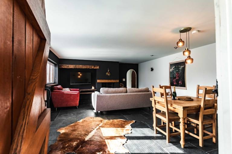 Family-friendly cottage with garden & terrace | Dogs allowed in Derby
