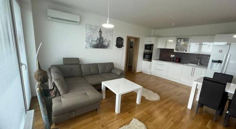 Holiday apartment with 2 rooms for 5 persons — photo 2