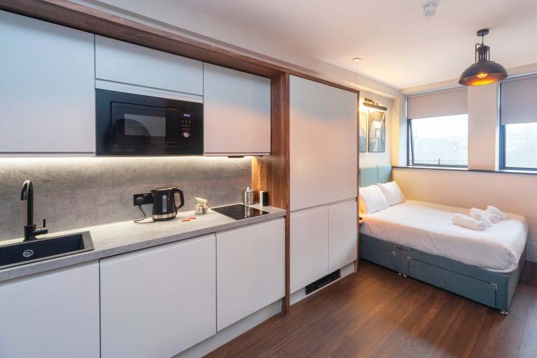 Spacious Studio Apartment in Central Hastings