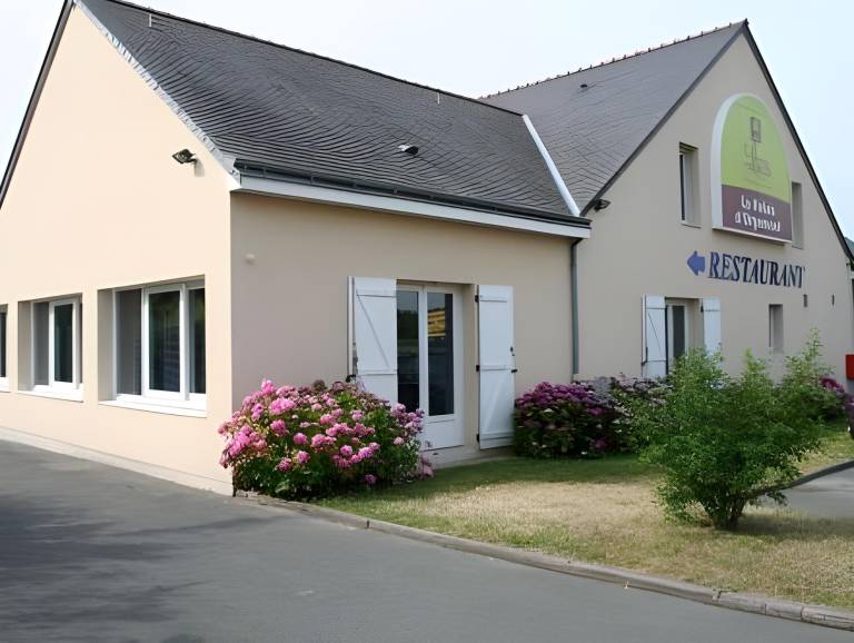 Logis Hotel Angers Sud in Angers
