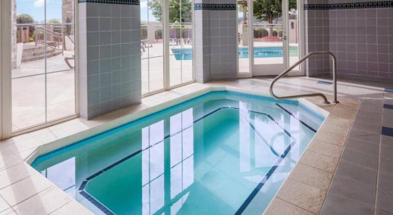 Holiday Inn Express & Suites Asheville SW - Outlet Ctr Area By IHG — photo 3