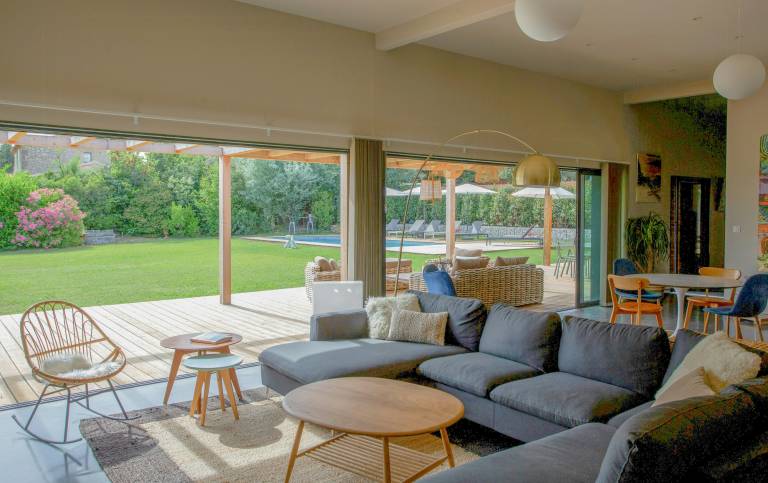 Family-oriented big vacation home with garden, terrace & grill | Good for workation | Pet-friendly — photo 2