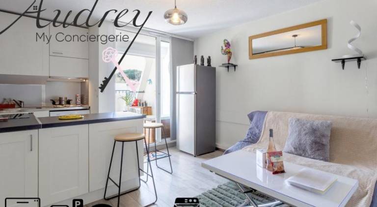 Rental apartment with 1 room for 2 persons in La Grande-Motte