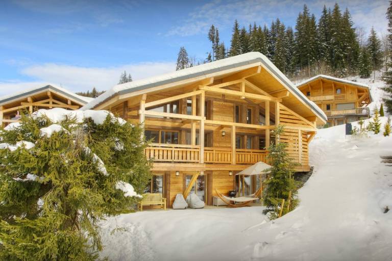 Luxury Les Gets chalet for 10 - hot tub, sauna, games room - OVO Network — photo 3