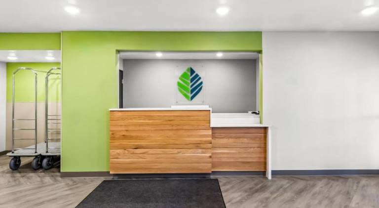 WoodSpring Suites Beaverton - Portland West — photo 4