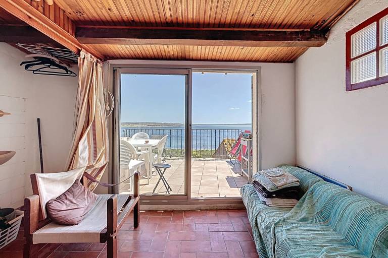 Charming house with terrace and breathtaking views