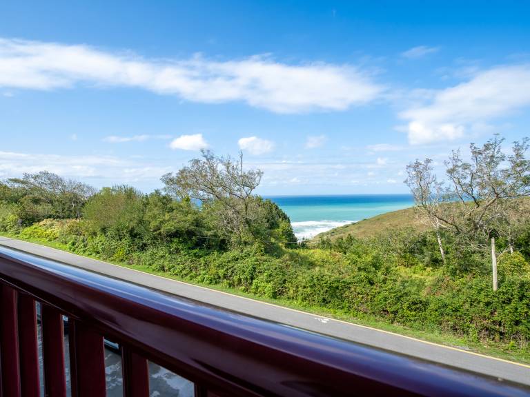 Rental apartment with yard | Sea view — photo 5