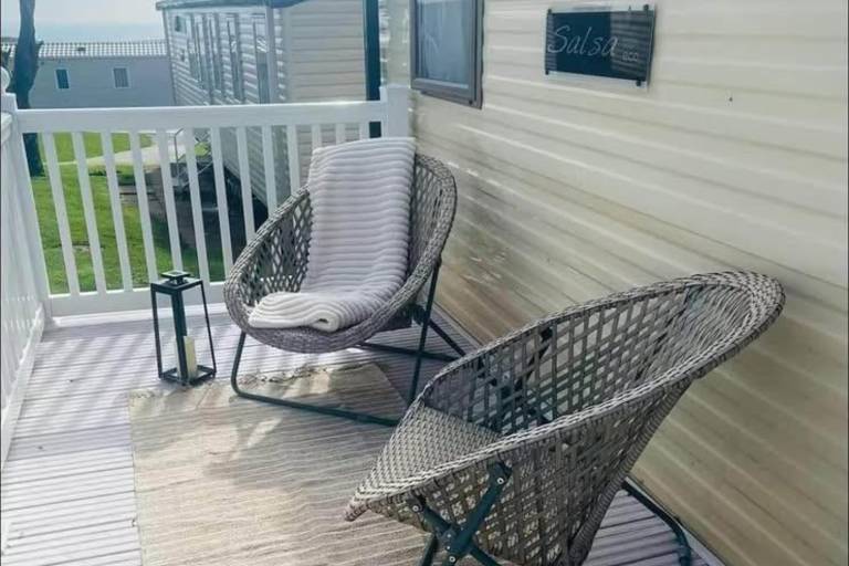Child-friendly cabin with pool | Beach view | Close to the beach | Dogs allowed — photo 5