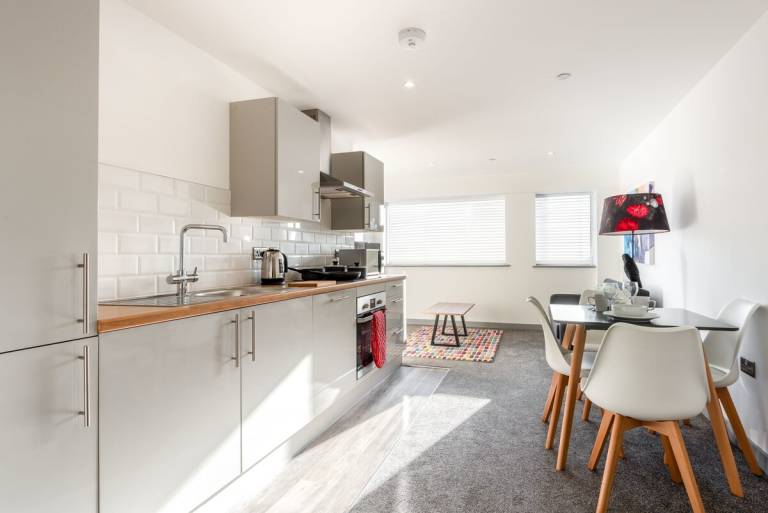 Spacious 2 Bedroom Apartment in Central Hull