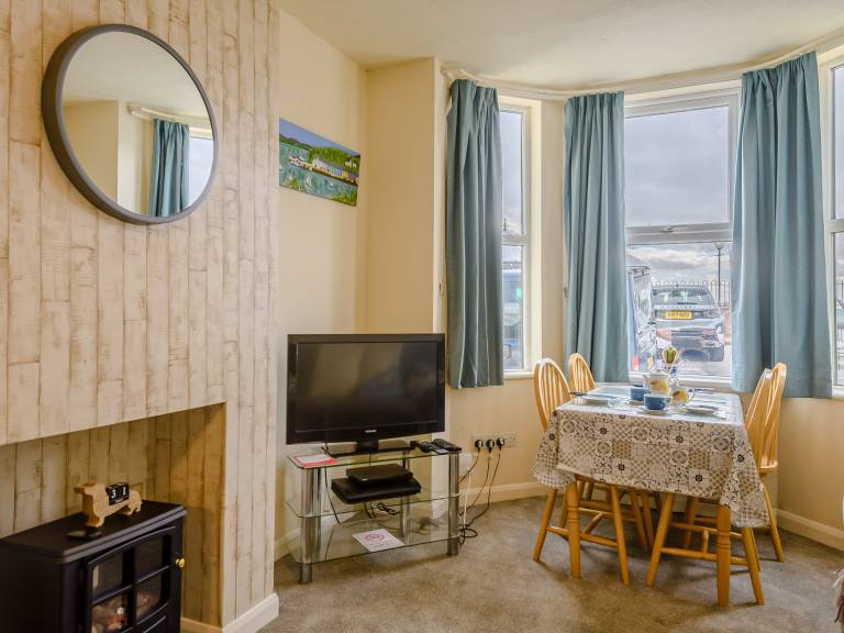 Child-friendly cottage | Water view | Beach nearby | Dogs allowed — photo 2