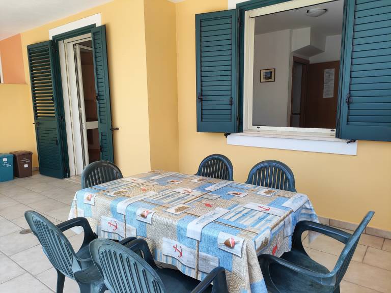 Apartment with terrace — photo 3