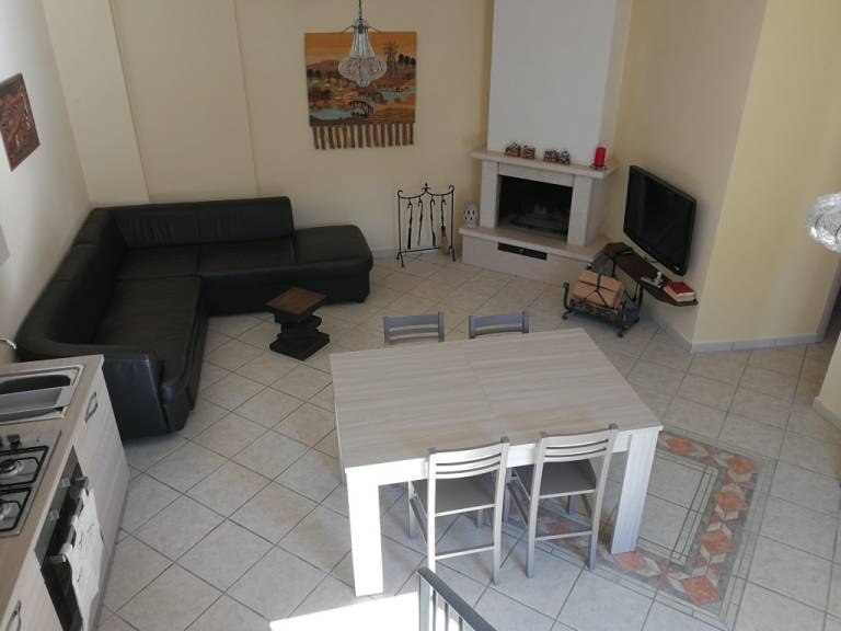 Family-oriented nice villa with garden | Panoramic view | Dogs allowed — photo 4