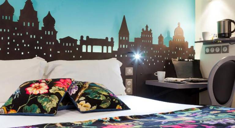 Hotel Aurore Paris Gare de Lyon in Charenton-le-Pont