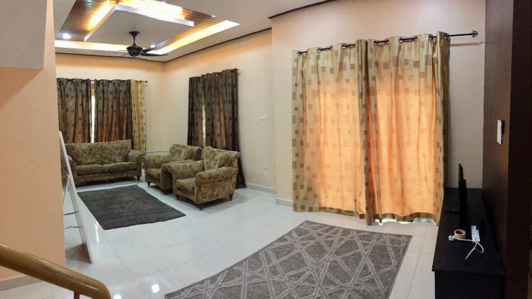 House  Taman Setia Indah