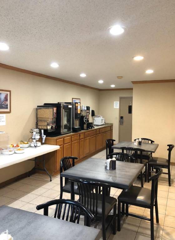 Denison Inn and Suites — photo 3