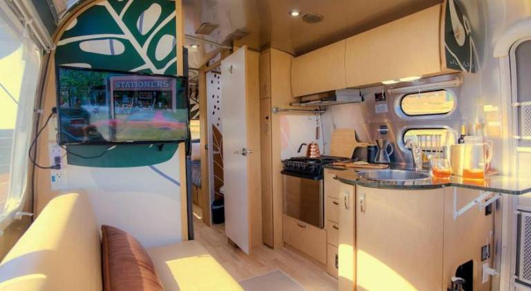Beachfront California Coast Airstream - Dreamy — photo 3