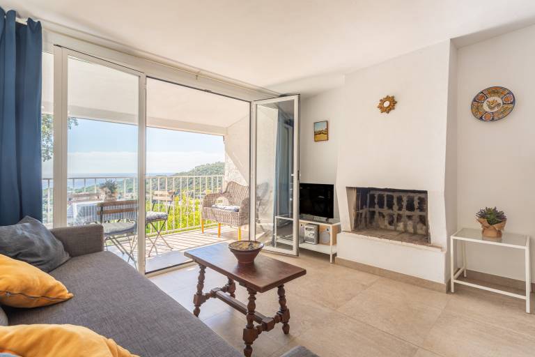 Holiday Home 'Yves' with Sea View, Private Terrace and Wi-Fi — photo 4