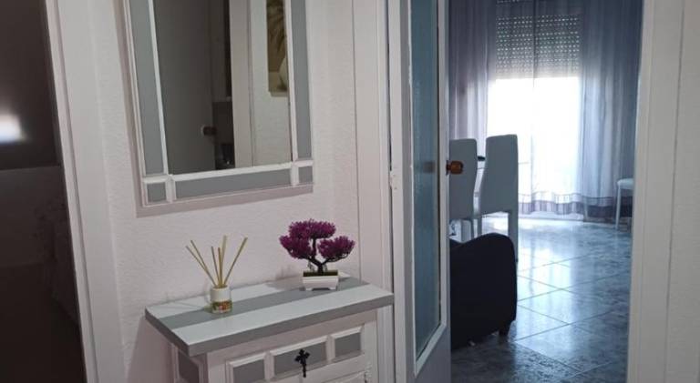 Apartment with patio, yard & private pool | Beach nearby | Pet-friendly — photo 2