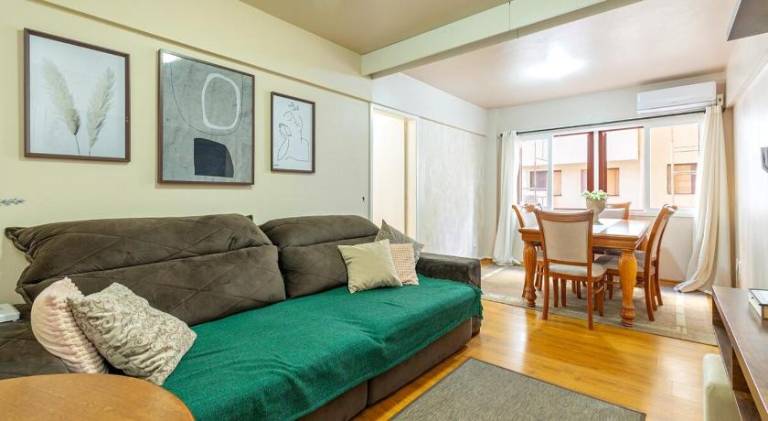 Rental apartment with 3 rooms for 8 persons in Gramado