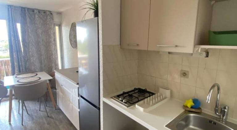 Lovely rental apartment with patio, garden & private pool | Dogs allowed — photo 3